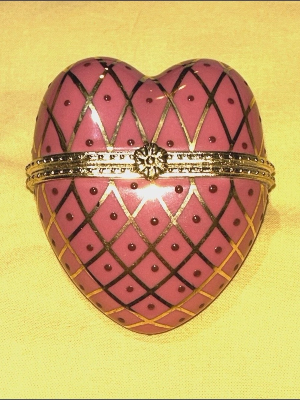Collectable Mary Kay Pink and Gold Heart Trinket Box